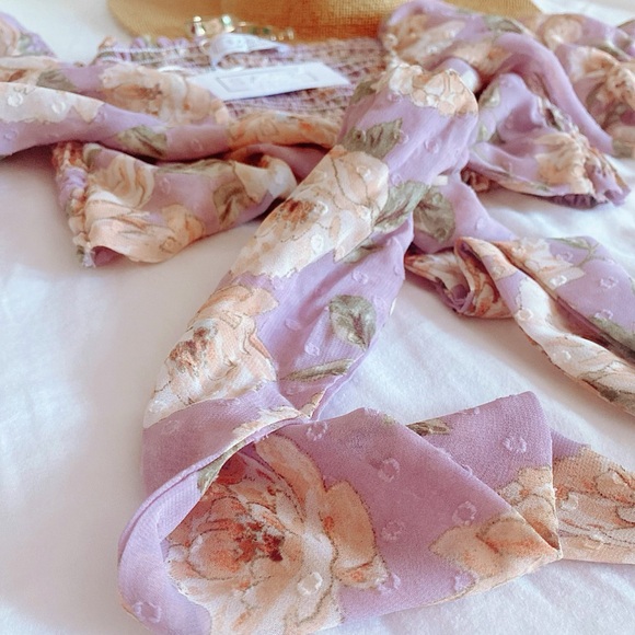 Sage the Label Viola A Bloom top - Picture 4 of 15